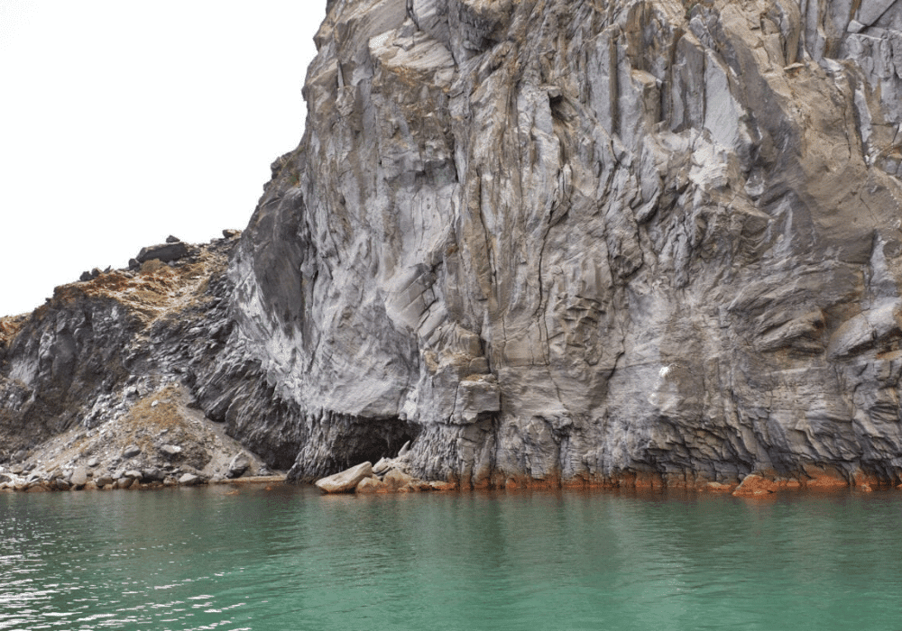  A scenic rocky area in a tranquil setting